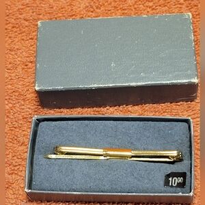Gold Collar bar  Clip